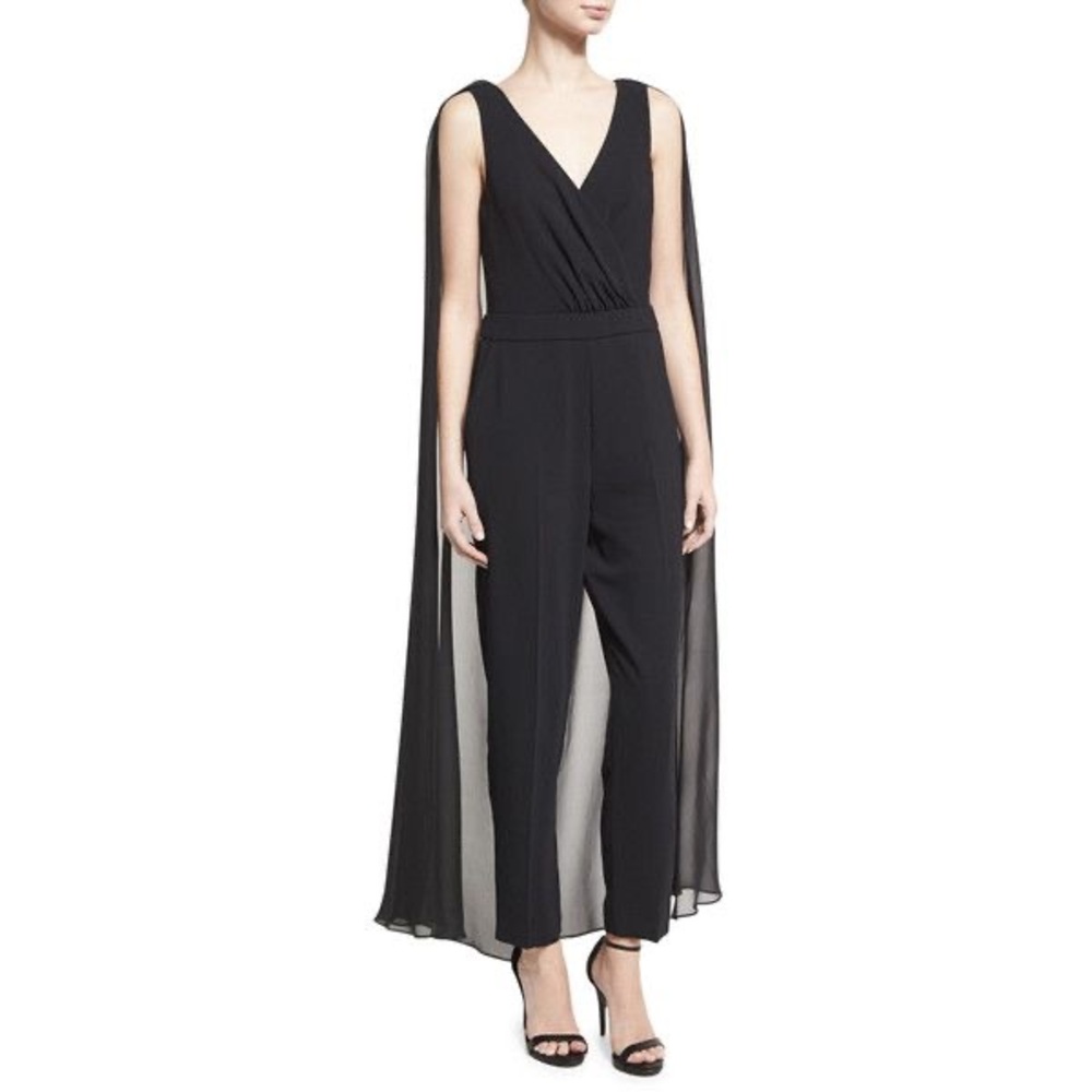Trina Turk 6 jumpsuit 100% silk cape v-neck black pockets classic quiet luxury